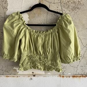 Levi’s Green Puff Sleeve Crop Top Smocked Peasant Prairie Style Blouse‎ Size L